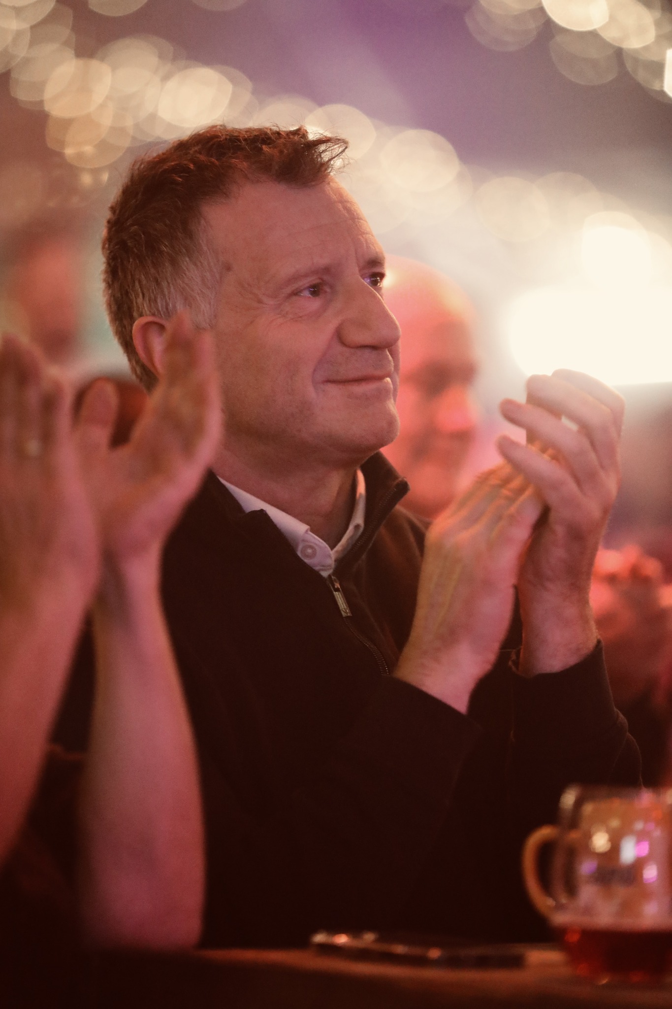 The Cast live foto 9