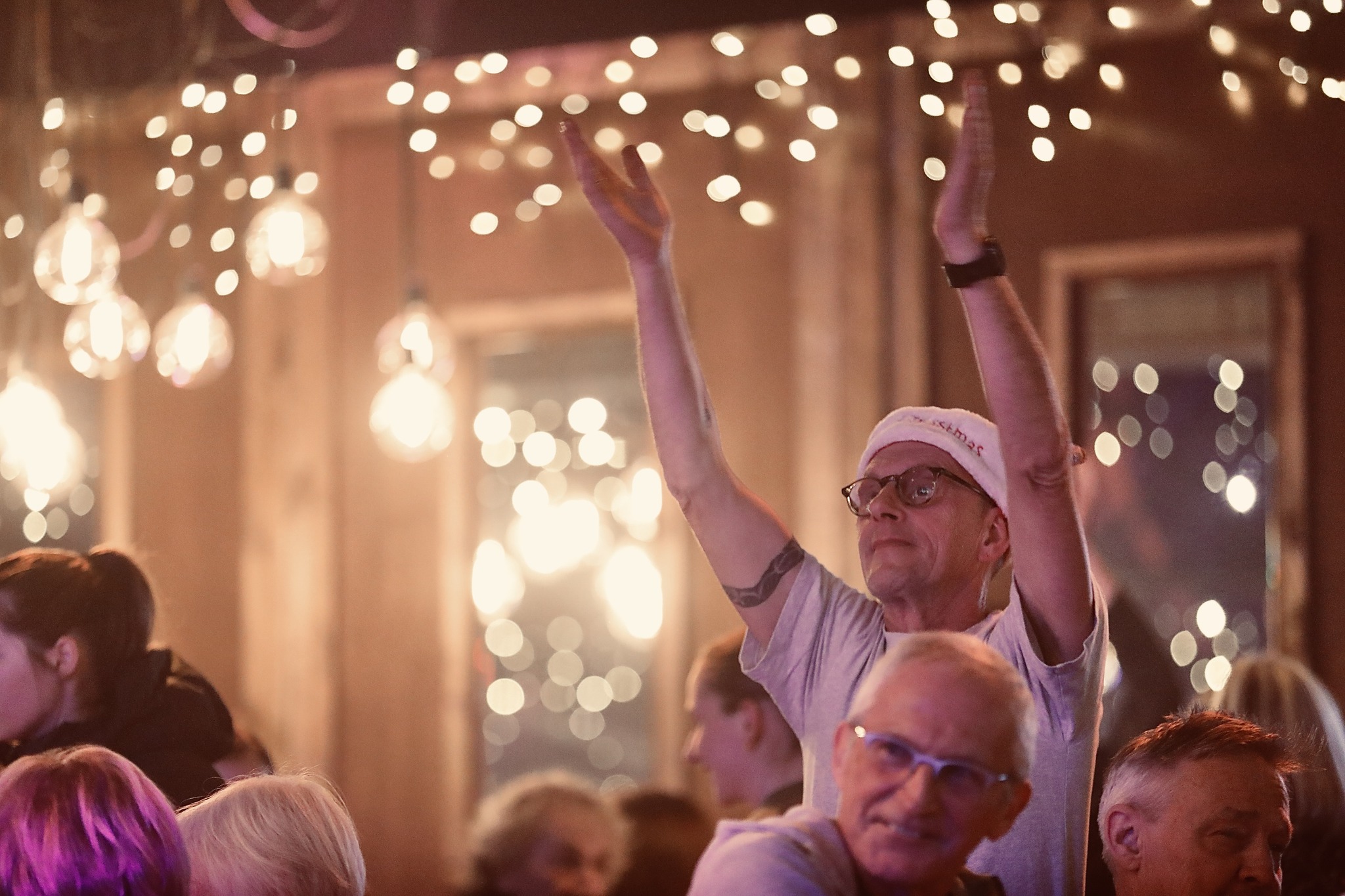 The Cast live foto 10